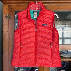 Patagonia Red Down Lightweight Puffy Vest
